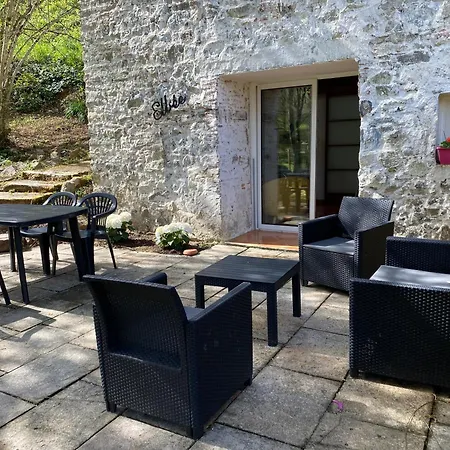 Les Rives Du Lay Gite Elbee Le Boupere Exterior photo